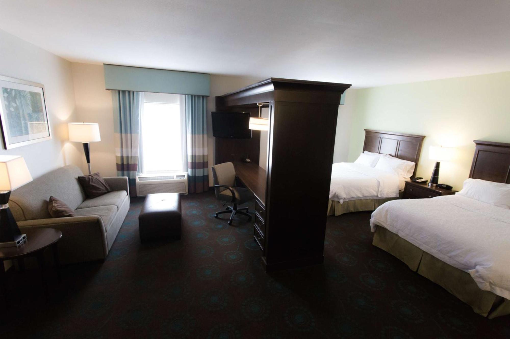 Hampton Inn & Suites Middlebury Екстер'єр фото