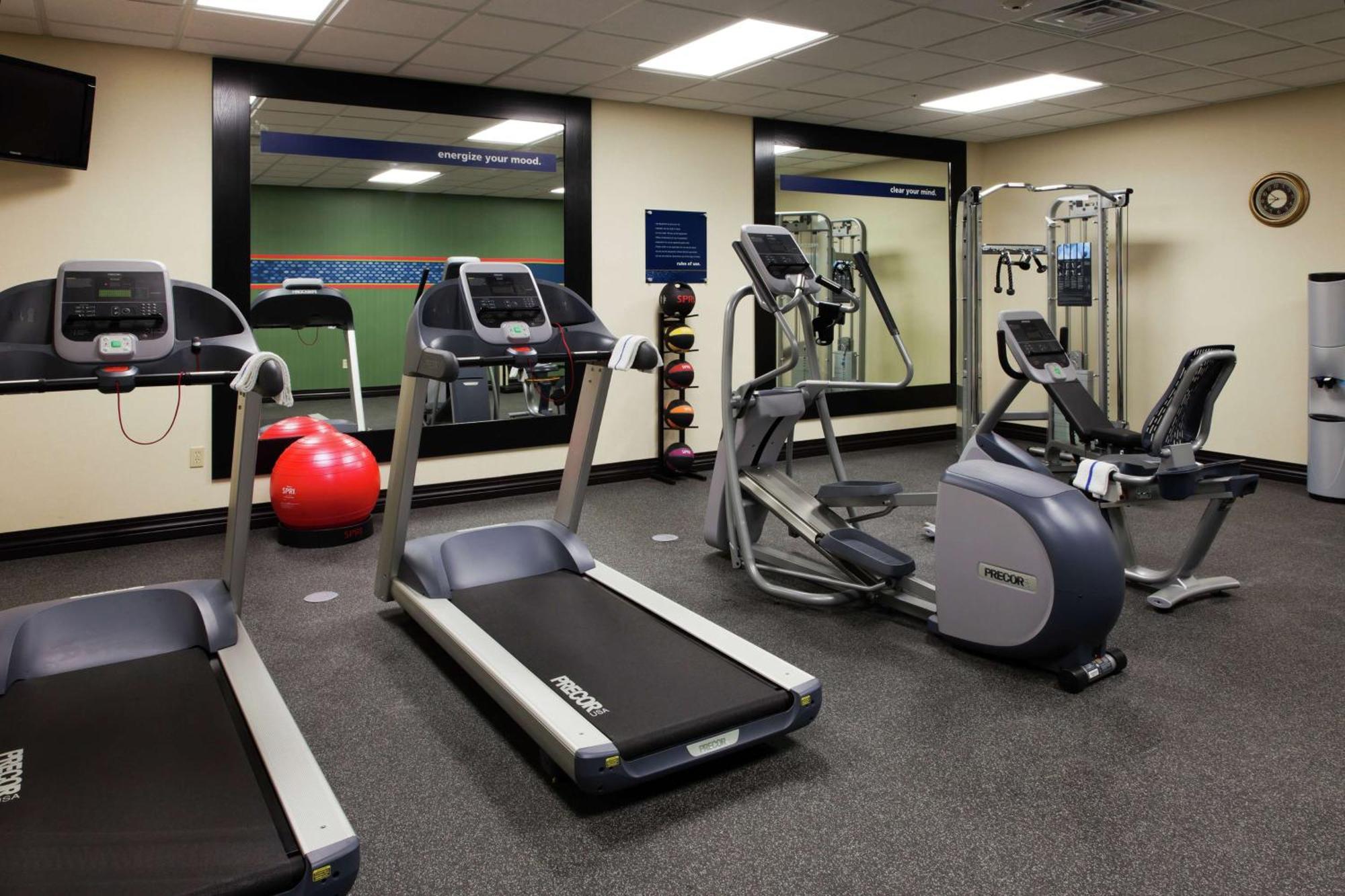 Hampton Inn & Suites Middlebury Екстер'єр фото