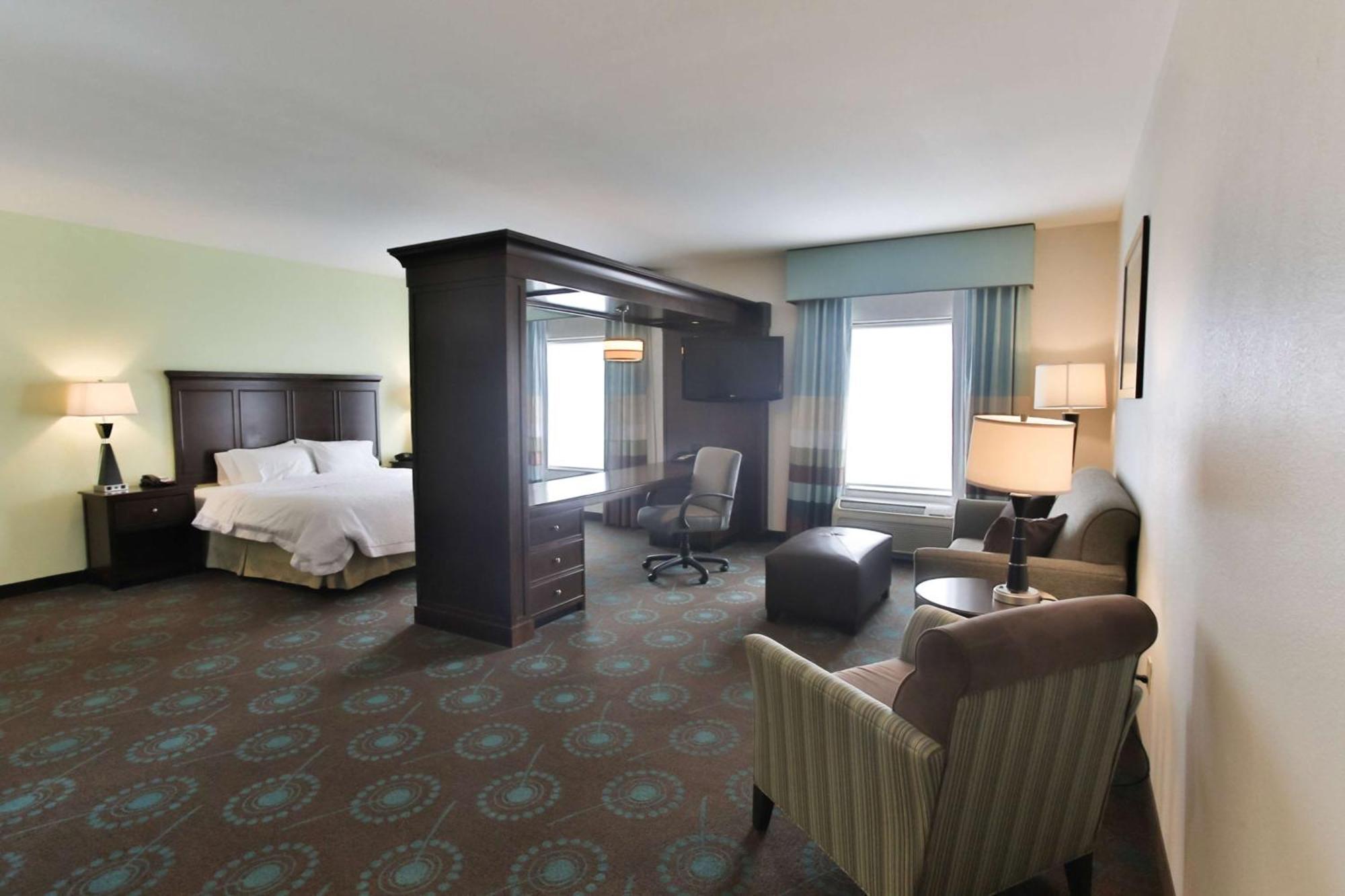 Hampton Inn & Suites Middlebury Екстер'єр фото