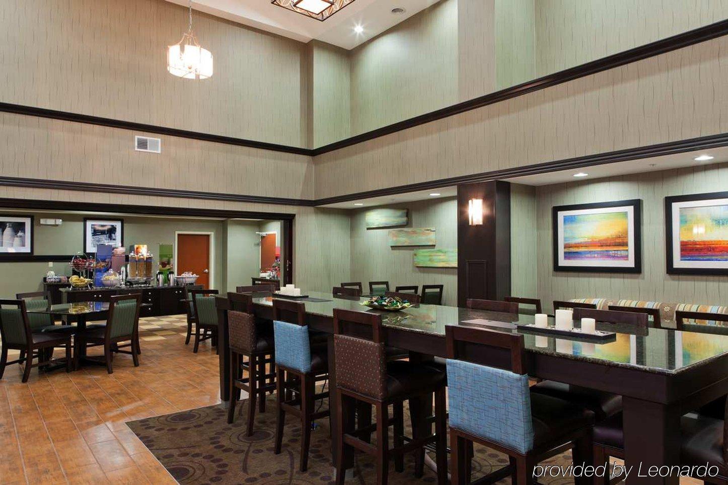 Hampton Inn & Suites Middlebury Ресторан фото